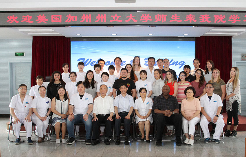 9170金沙集团_徐荣祥康健与公众效劳学院师生团一行来华学习会见