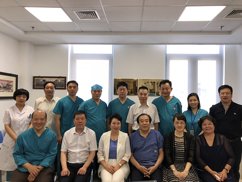 9170金沙集团_董事局副主席李俐一行会见天津人民医院暨天津市第一中心医院