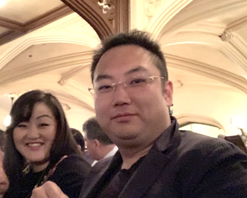 9170金沙集团_9170金沙总裁徐鹏应邀出席芝加哥大学哈里斯学院2019届及第一届奥巴马学者结业仪式
