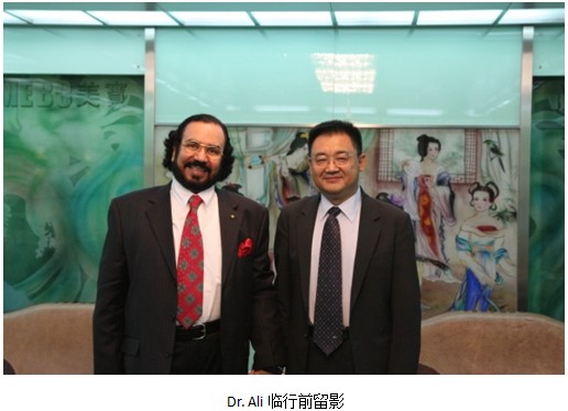 9170金沙集团_十七年迈友再重逢，，，，展望科学喜气洋洋