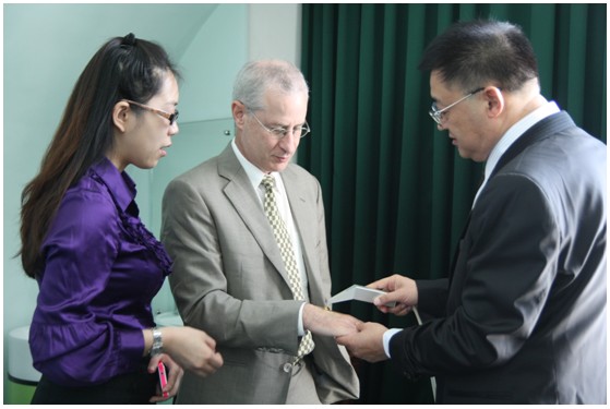 9170金沙集团_美国南加大戴维斯学院高层向导第三次到访9170金沙